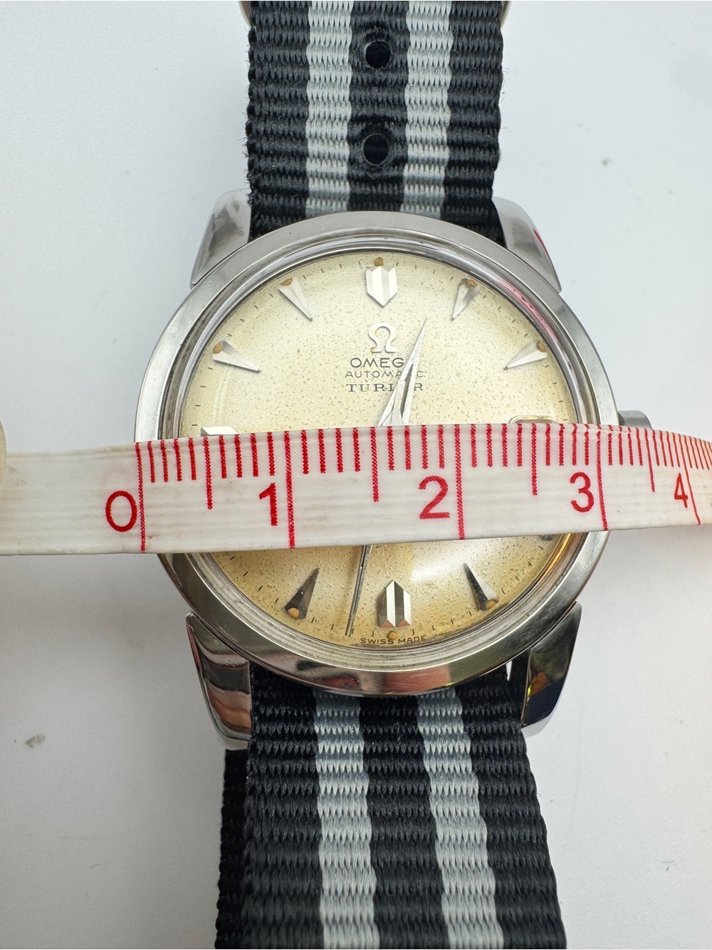 Vintage Omega Seamaster Calendar Automatic Watch - Picture 6 of 12